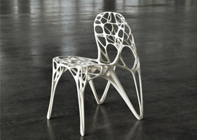 上图为SLA光固化打印机打印创意座椅
